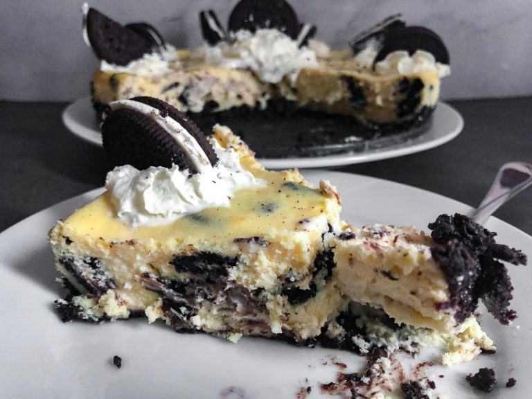 Gluten Free Oreo Baileys Cheesecake