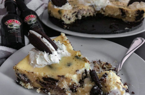 Gluten Free Oreo Baileys Cheesecake